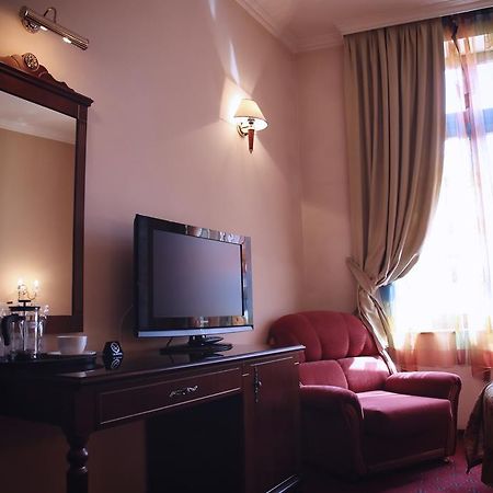 Hotel Millenium บิโตลา ภายนอก รูปภาพ