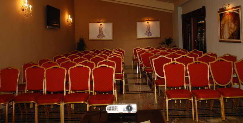 Hotel Millenium บิโตลา ภายนอก รูปภาพ