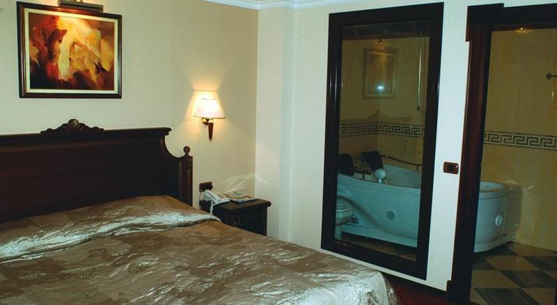 Hotel Millenium บิโตลา ภายนอก รูปภาพ