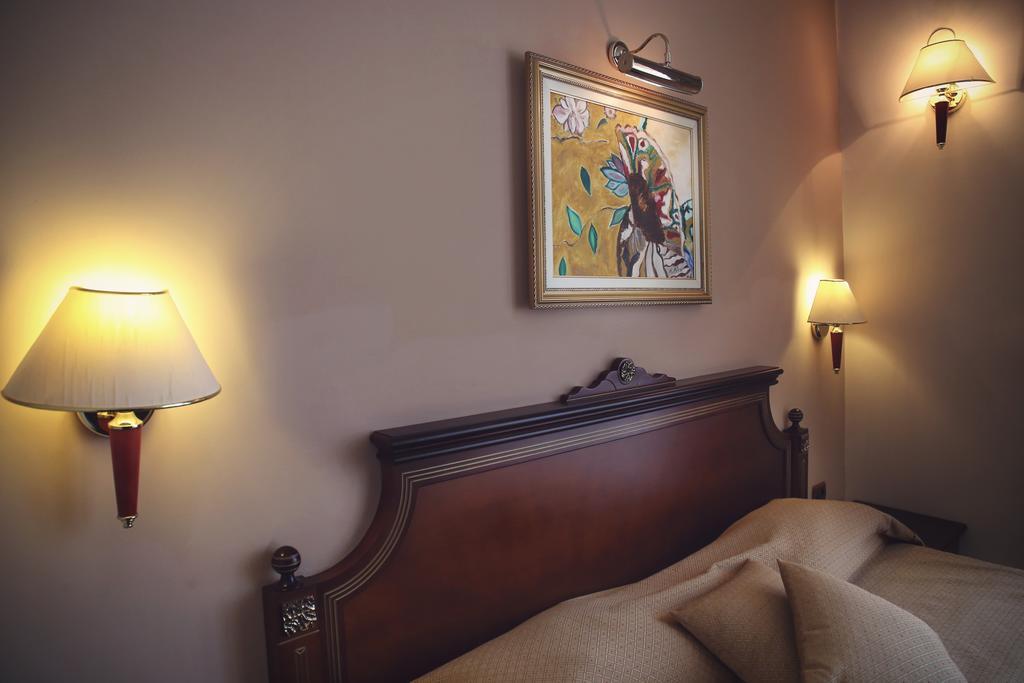 Hotel Millenium บิโตลา ภายนอก รูปภาพ