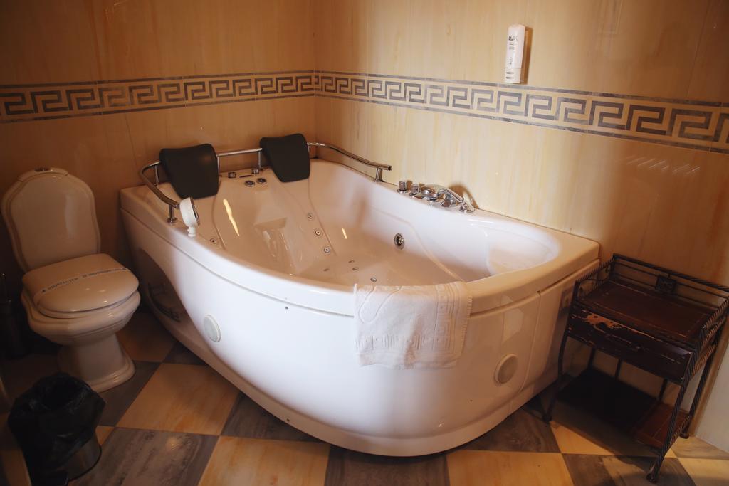 Hotel Millenium บิโตลา ภายนอก รูปภาพ