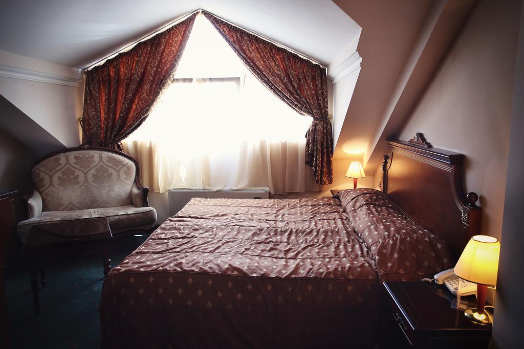 Hotel Millenium บิโตลา ภายนอก รูปภาพ